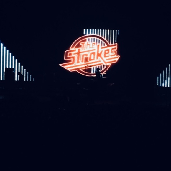 Meet your Posher, Elena - Picture 1 of 1